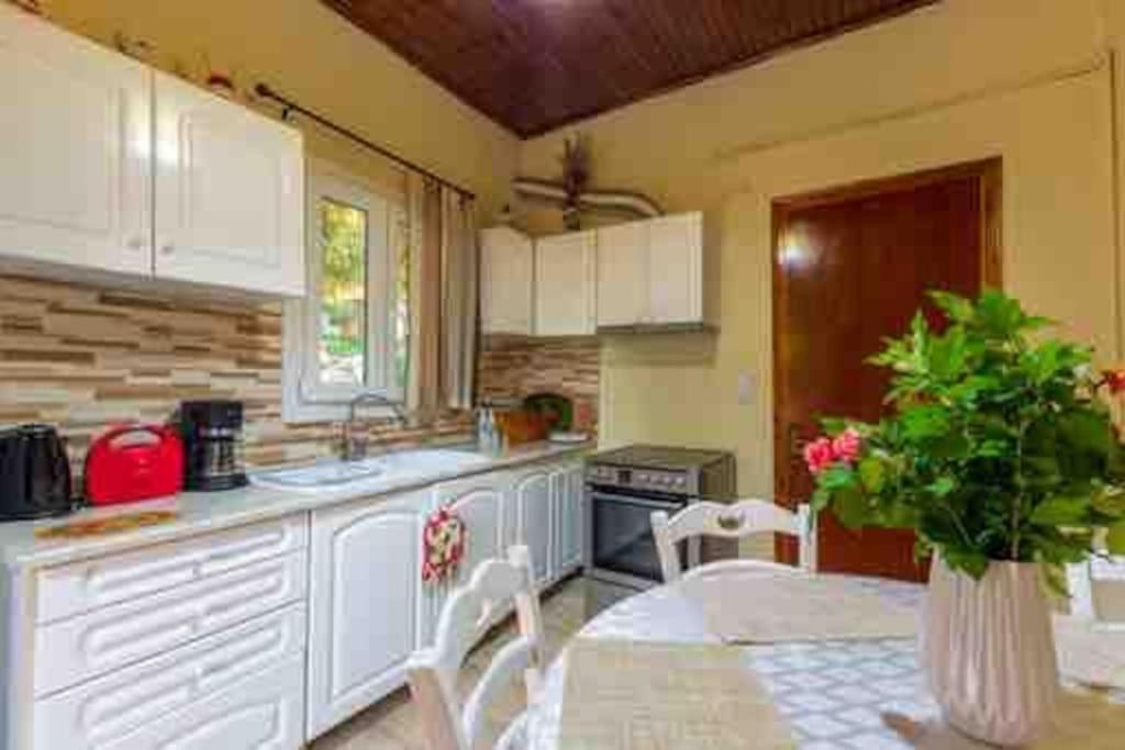 Kiki'S Beautiful House On Famous Village Pentati Luaran gambar